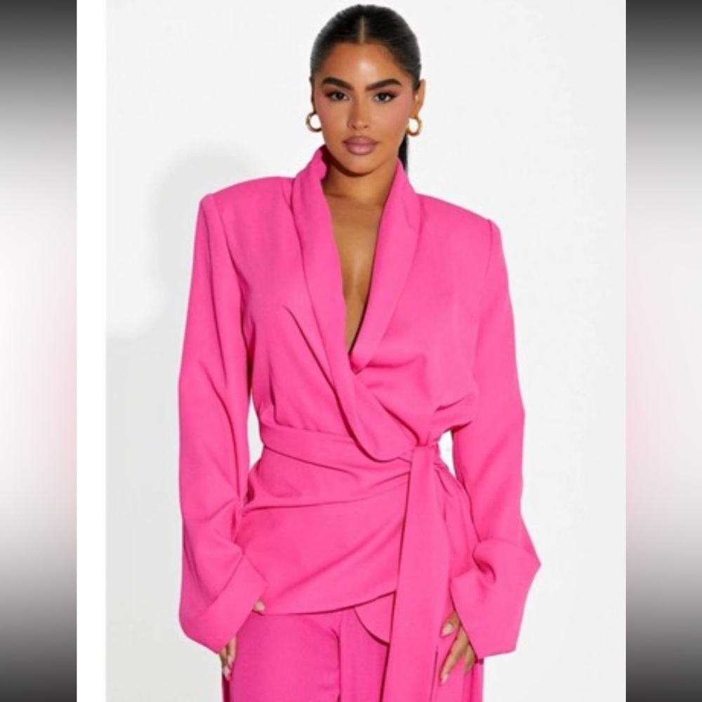 Naked Wardrobe Vibrant Pink Blazer
